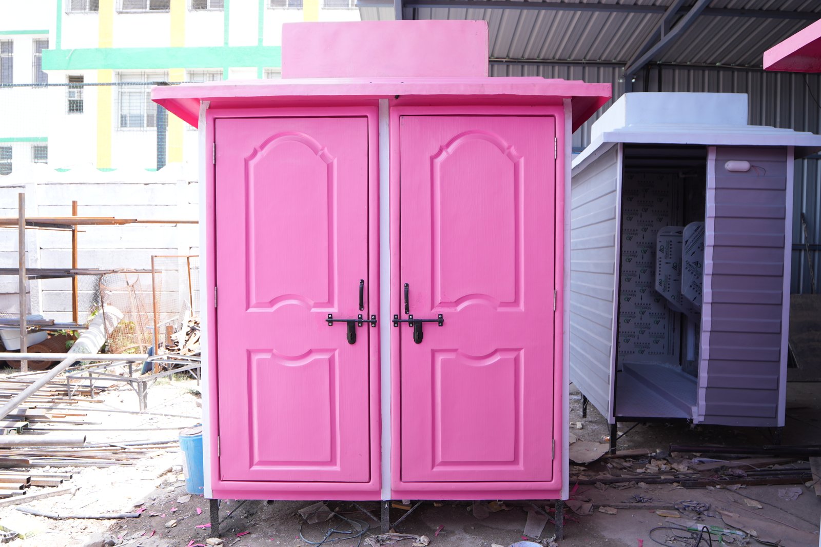 Portable Urinals 10